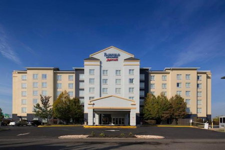 Fairfield Inn & Suites by Marriott Newark Liberty International Airport, Newark, United States