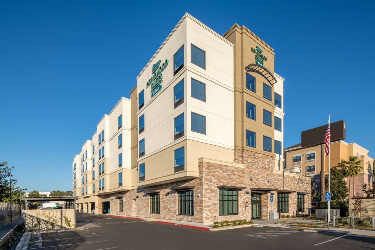 Hotel · Homewood Suites By Hilton Belmont, Belmont