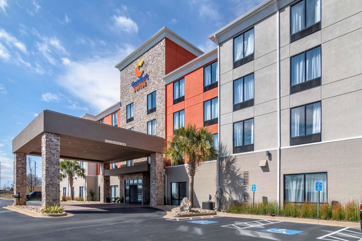 Hotel · Comfort Suites McDonough Atlanta South, McDonough