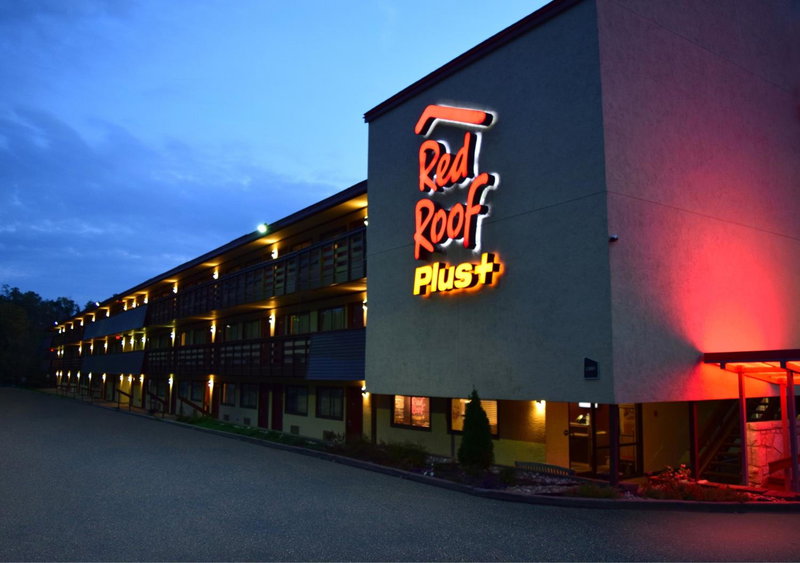 Red Roof Inn PLUS+ Pittsburgh East - Monroeville, Monroeville, United States