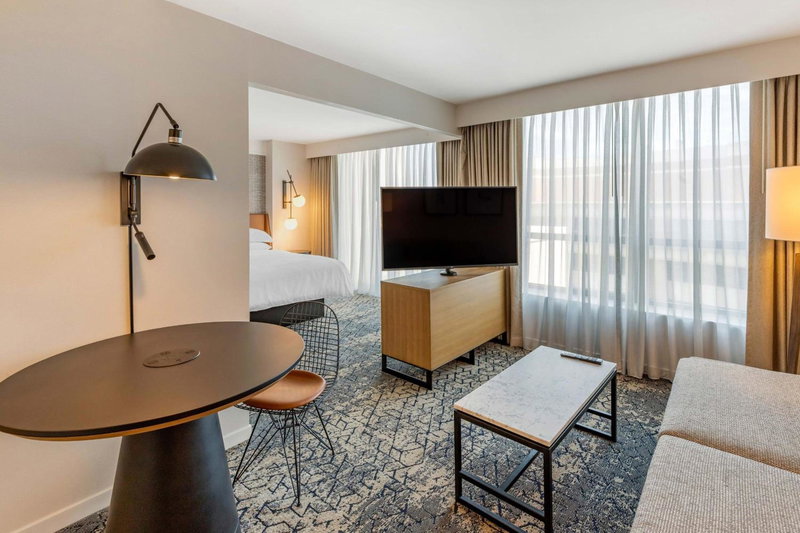 Sheraton Suites Old Town Alexandria, Alexandria, United States