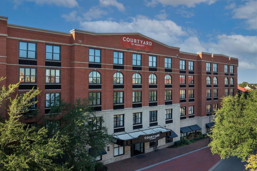 Courtyard by Marriott Savannah Downtown - Historic District, Savannah, United States