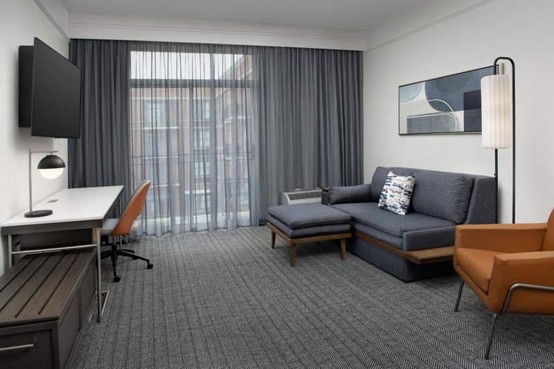 Courtyard by Marriott Savannah Downtown - Historic District, Savannah, United States