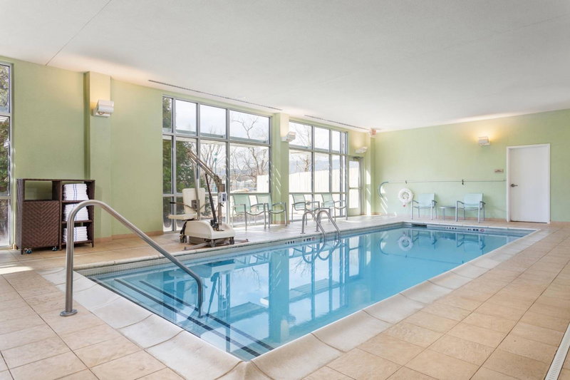 SpringHill Suites by Marriott Downtown Chattanooga/Cameron Harbor, Chattanooga, United States