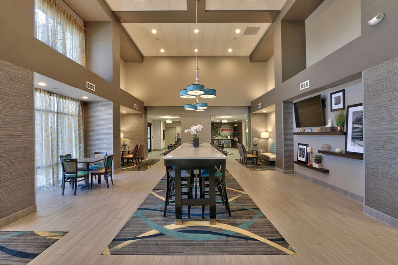 Hampton Inn & Suites Albuquerque Airport, Albuquerque, United States