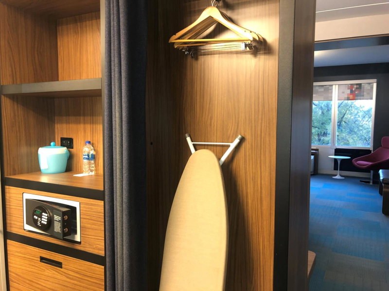 Aloft by Marriott Raleigh, Raleigh, United States