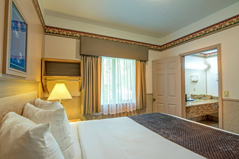 Silver Spruce Inn, Glenwood Springs, United States