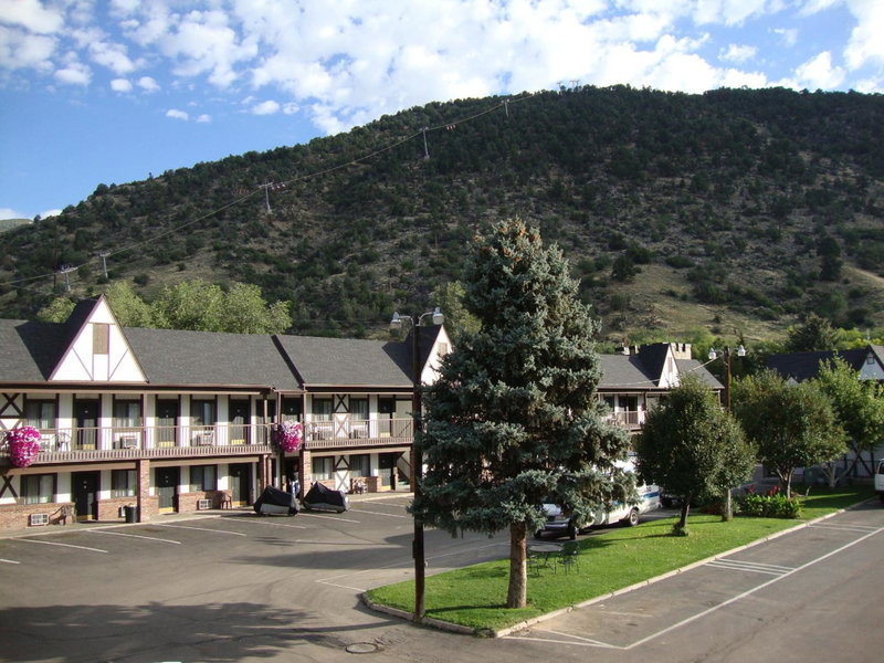 Silver Spruce Inn, Glenwood Springs, United States