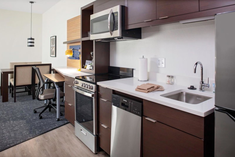 TownePlace Suites by Marriott Orlando Airport, Orlando, United States