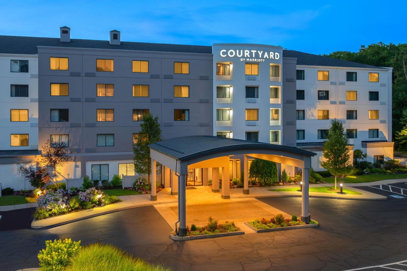 Courtyard by Marriott Providence Lincoln, Lincoln, United States