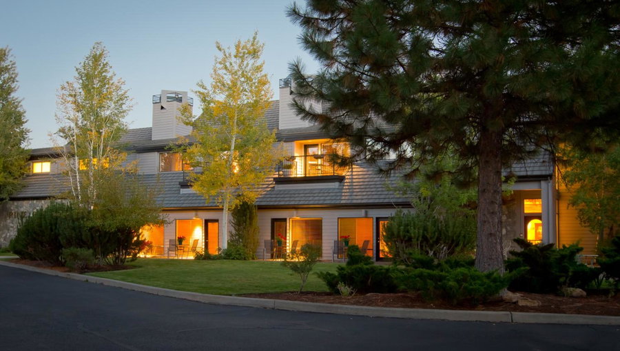 Pine Ridge Inn, Bend, United States