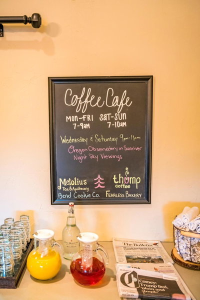 Pine Ridge Inn, Bend, United States