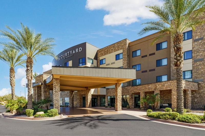 Courtyard by Marriott Phoenix Mesa Gateway Airport, Germann, United States