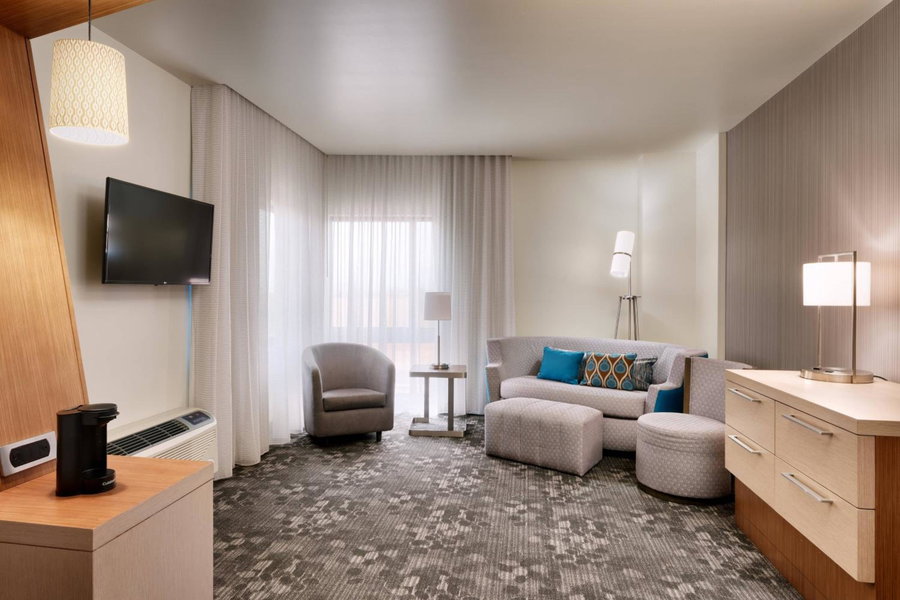 Courtyard by Marriott Phoenix Mesa Gateway Airport, Germann, United States