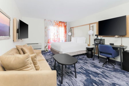 Fairfield Inn and Suites by Marriott San Jose Airport, San Jose, United States