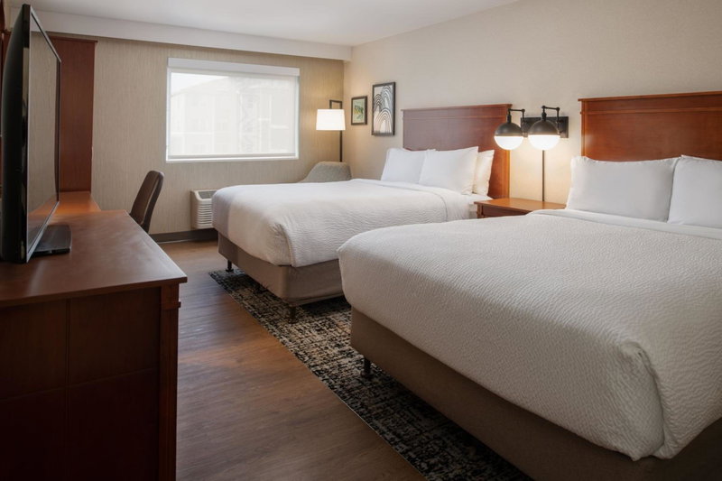 Four Points by Sheraton Bellingham Hotel & Conference Center, Bellingham, United States