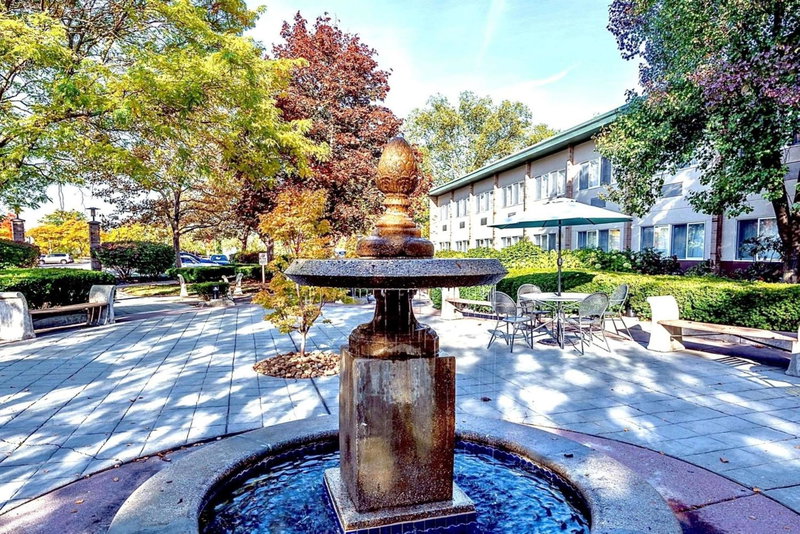 DoubleTree by Hilton Providence Airport Warwick, Warwick, United States