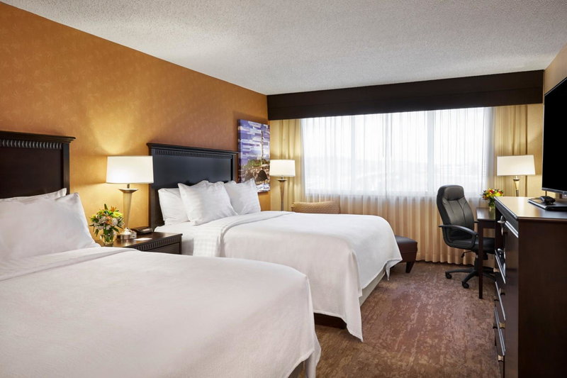 Holiday Inn Alexandria at Carlyle by IHG, Alexandria, United States