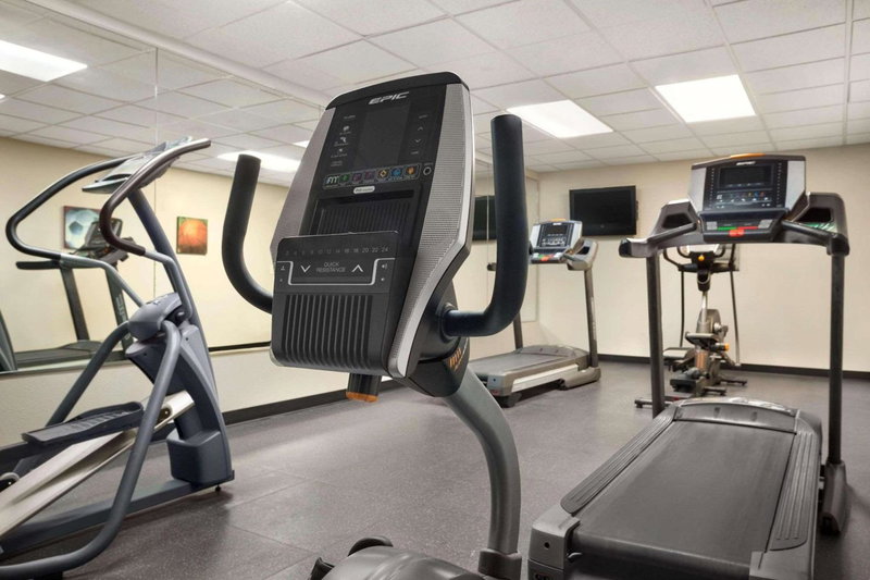 Country Inn & Suites by Radisson, Charlotte University Place, NC, Charlotte, United States