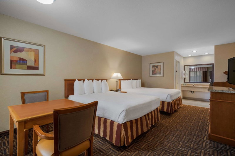 Best Western Norwalk Inn, Norwalk, United States
