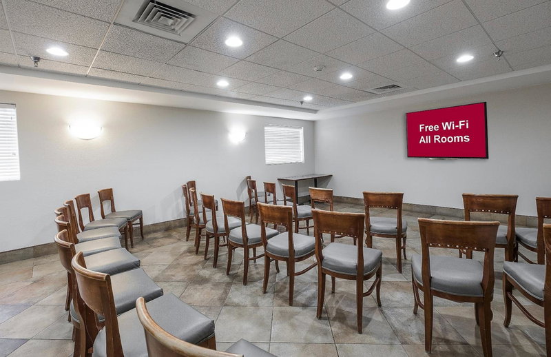 Red Roof Inn Hartford- New Britain, New Britain, United States