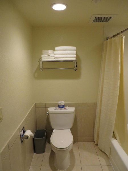 Anaheim Desert Inn & Suites, Anaheim, United States