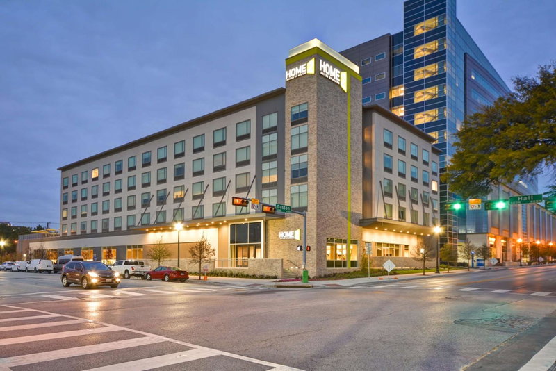 Home2 Suites by Hilton Dallas Downtown at Baylor Scott & White, Dallas, United States