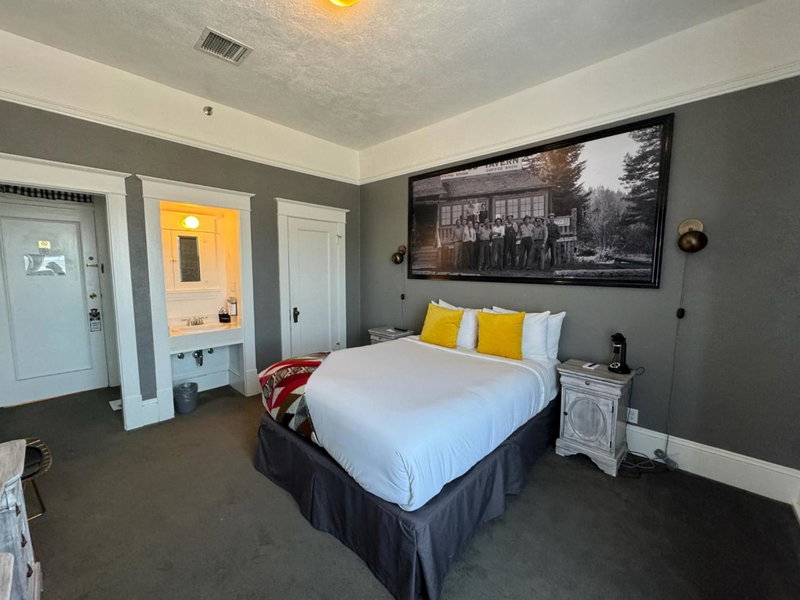 Hood River Hotel, Hood River, United States