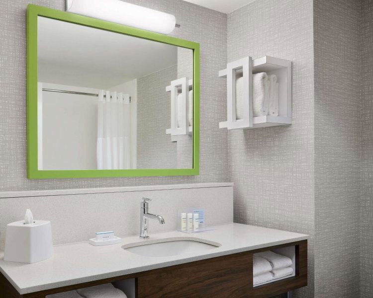 Hampton Inn & Suites West Haven, West Haven, United States