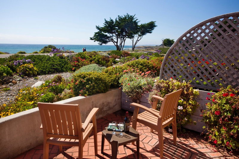 Pelican Inn & Suites, Cambria, United States