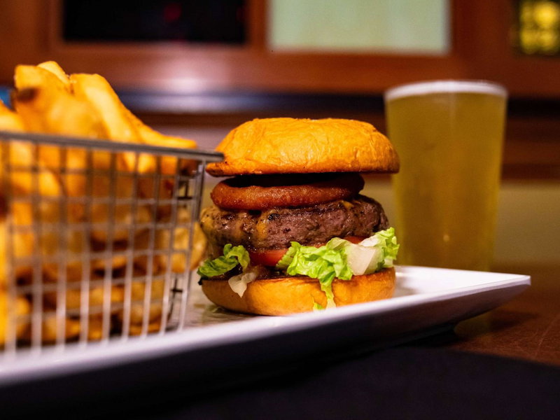 DoubleTree by Hilton Norfolk Airport, Norfolk, United States