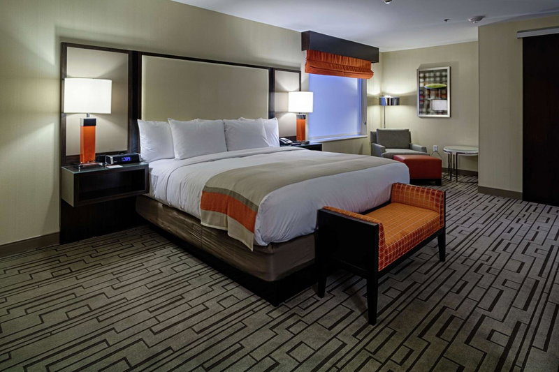 DoubleTree by Hilton Hotel Bristol, Bristol, United States