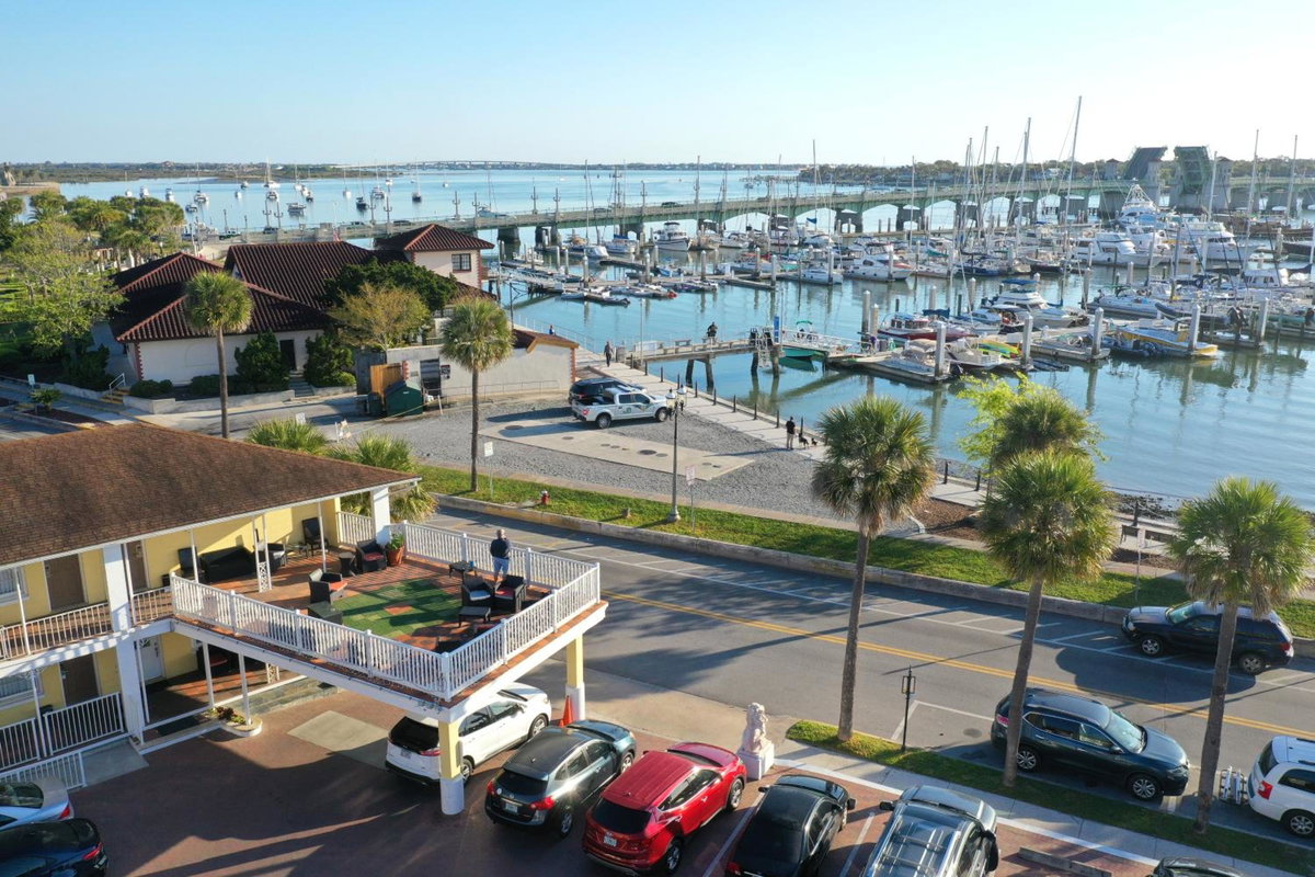 Historic Waterfront Marion Motor Lodge in downtown St Augustine, United States