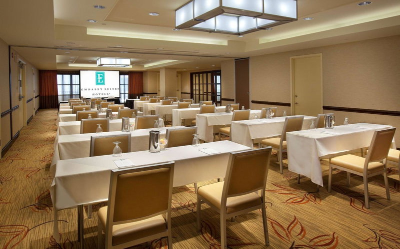 Embassy Suites by Hilton Washington DC Chevy Chase Pavilion, Washington, United States
