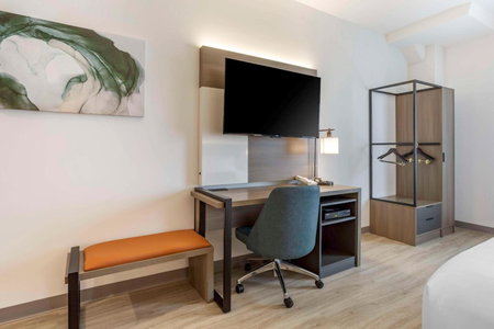 Four Points by Sheraton Newark Airport, Newark, United States