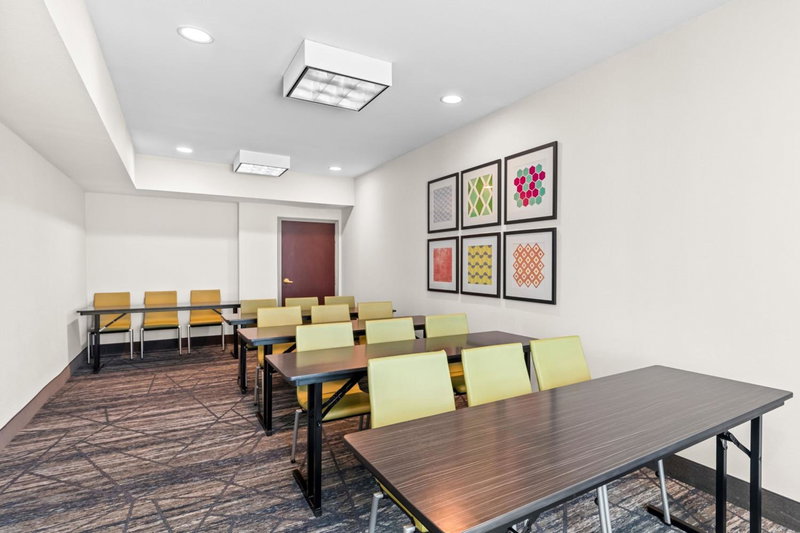Holiday Inn Express & Suites Austin SW - Sunset Valley by IHG, Austin, United States