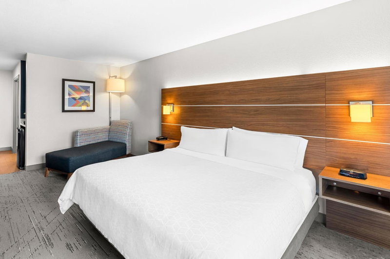Holiday Inn Express & Suites Austin SW - Sunset Valley by IHG, Austin, United States