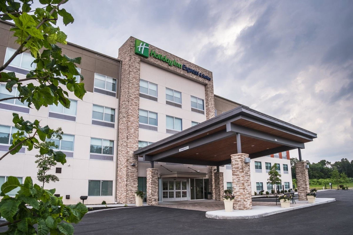 Hotel · Holiday Inn Express & Suites Kingston-Ulster by IHG, Lake Katrine