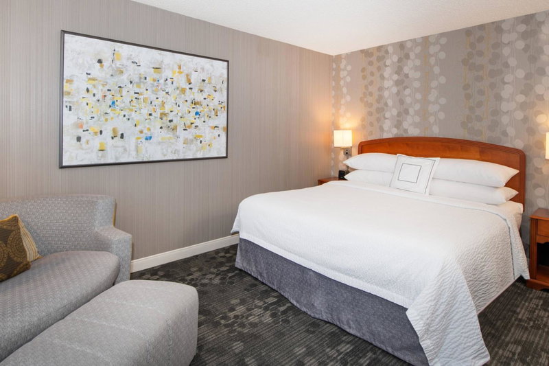 Courtyard by Marriott Newark Silicon Valley, Newark, United States