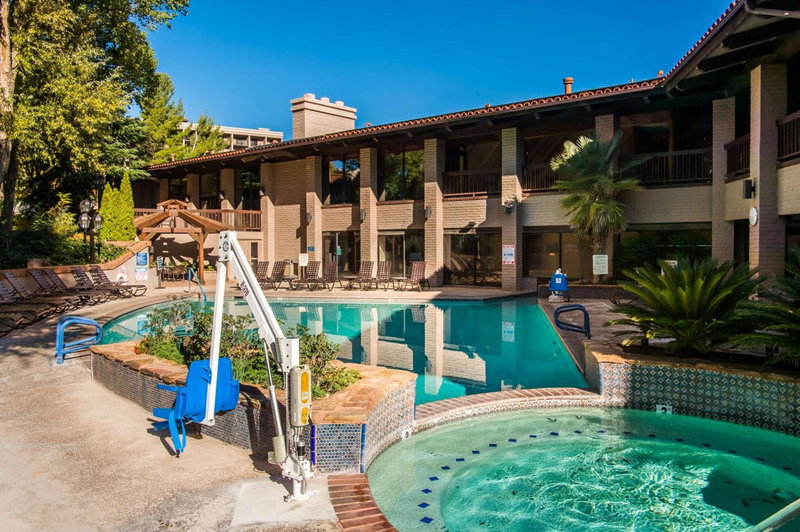 Best Western Plus Arroyo Roble Hotel & Creekside Villas, Sedona, United States