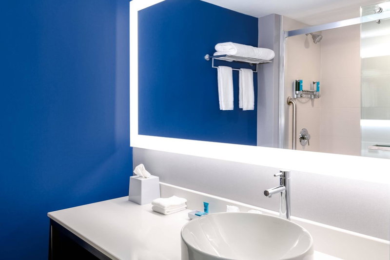 Aloft by Marriott Columbia Harbison, Columbia, United States