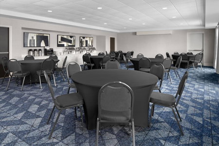 Courtyard by Marriott Charleston Summerville, Summerville, United States
