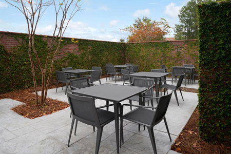 Courtyard by Marriott Charleston Summerville, Summerville, United States