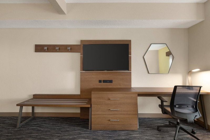 Holiday Inn Express & Suites Pembroke Pines-Sheridan St by IHG, Pembroke Pines, United States