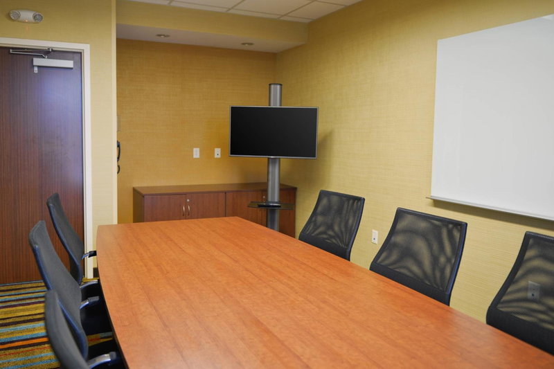 Fairfield Inn and Suites Canton South, Canton, United States