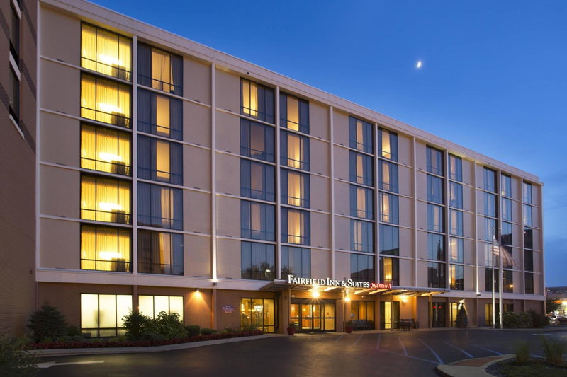 Fairfield Inn & Suites Louisville Downtown, Louisville, United States