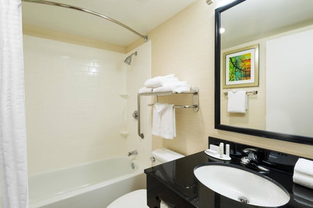 Fairfield Inn & Suites Louisville Downtown, Louisville, United States