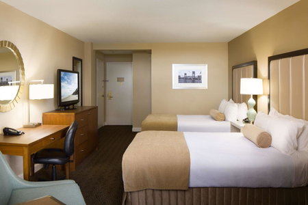 DoubleTree by Hilton Hotel Jacksonville Riverfront, Jacksonville, United States