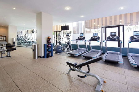DoubleTree by Hilton Hotel Jacksonville Riverfront, Jacksonville, United States