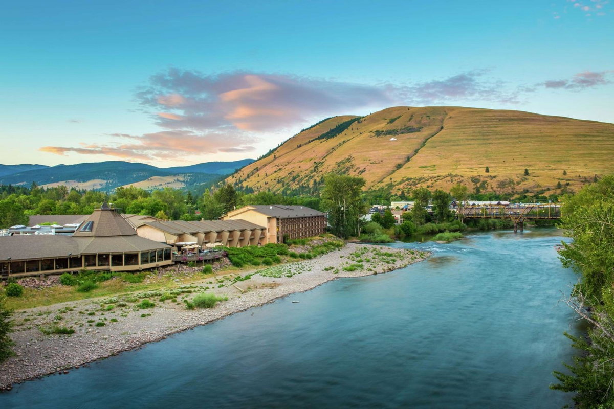 Hotel · Edgewater Missoula, Tapestry Collection by Hilton, Missoula